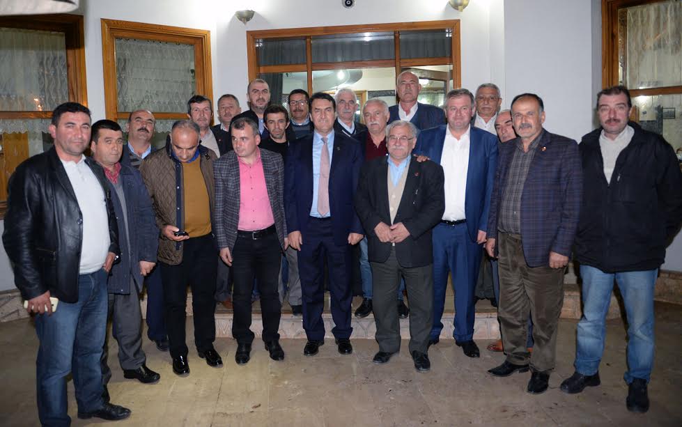 Dündar Muhtarları dinledi