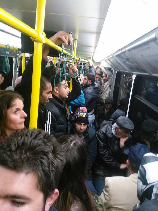 Bursaray arıza yapınca, sınava gidenler yollarda kaldı