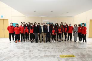 BAŞKAN ERDEM’DEN NİLÜFER’İN SULTANLARI’NA TAM DESTEK